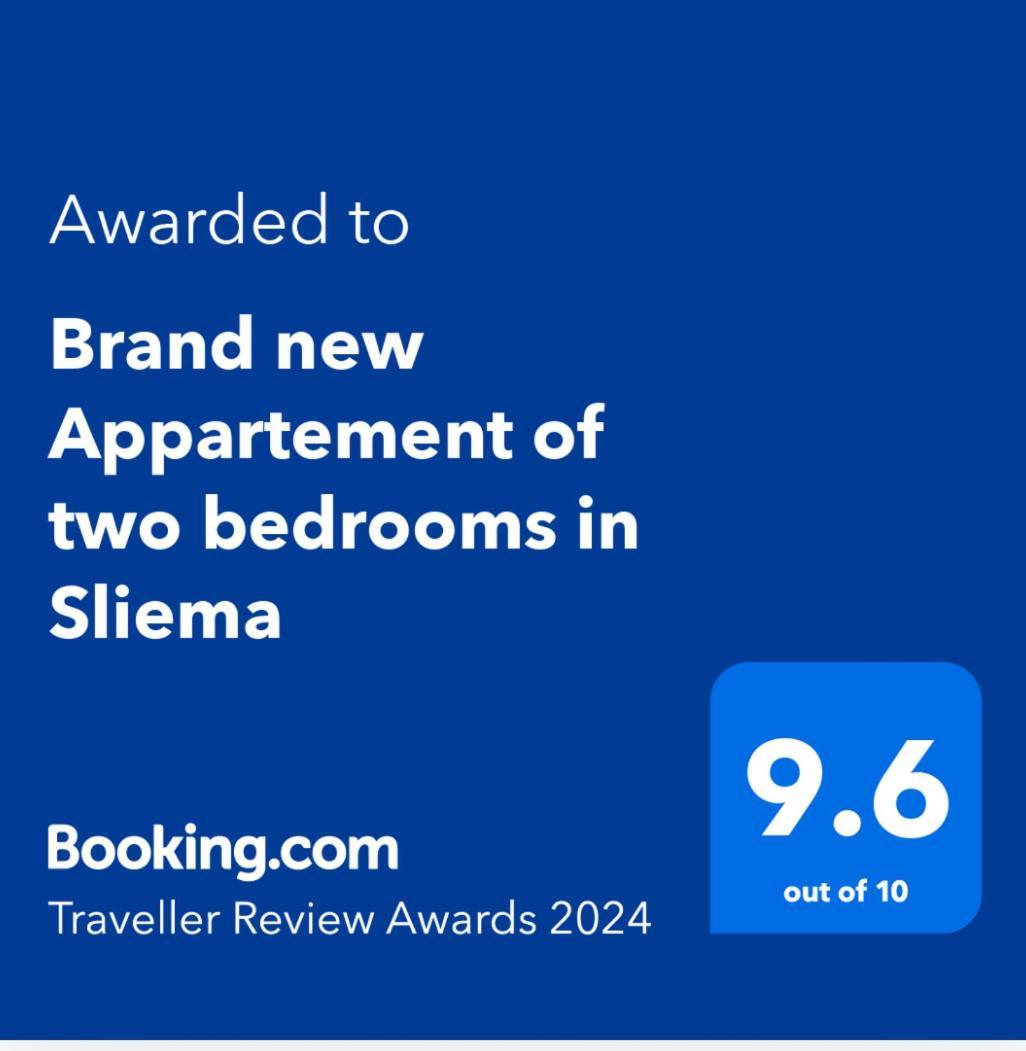 Appartement of two bedrooms in Sliema Buitenkant foto